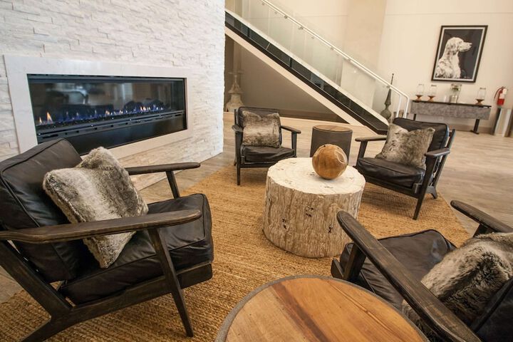 Hotel Renovo Des Moines UrbandaleTapestry Collection Hilton