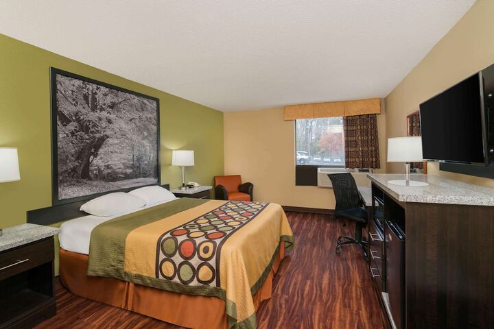 Room 2 of 13