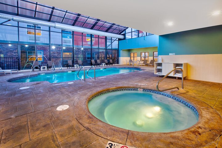 Holiday Inn Express & Suites Absecon-Atlantic City by IHG