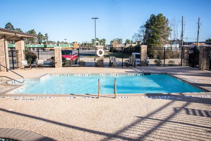 Pool 6 of 41