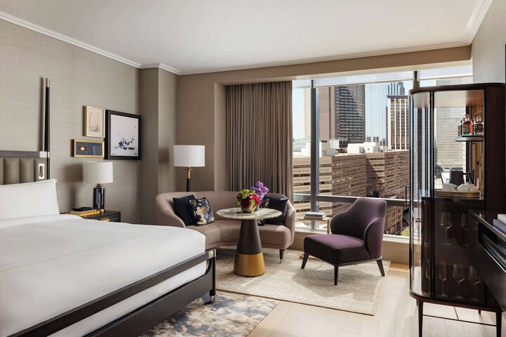 Room 43 of 101