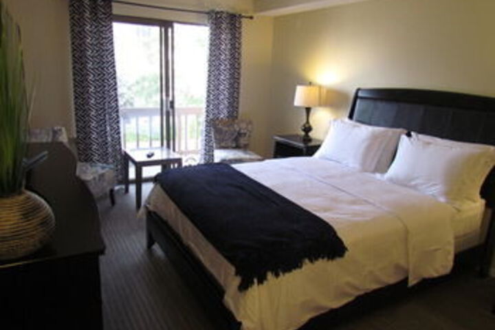Beverly Hill Suites