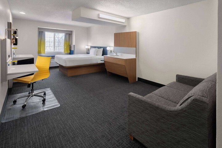 Room 16 of 29