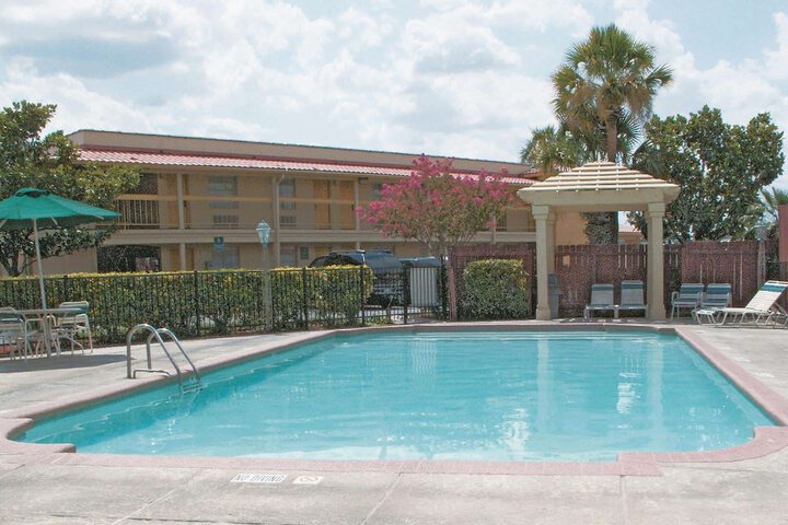 Pool 2 of 13