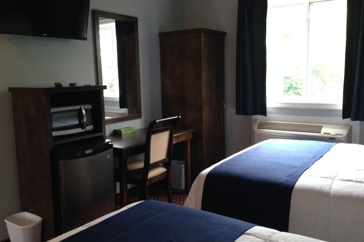 Room 35 of 48