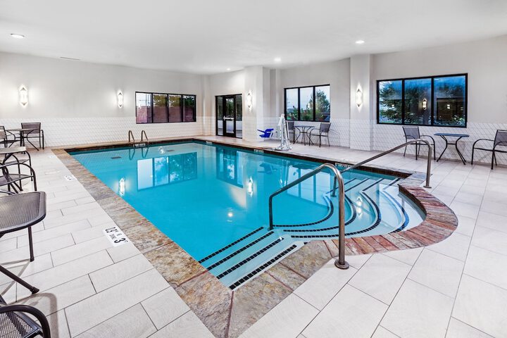 Holiday Inn Hotel & Suites Tulsa South by IHG
