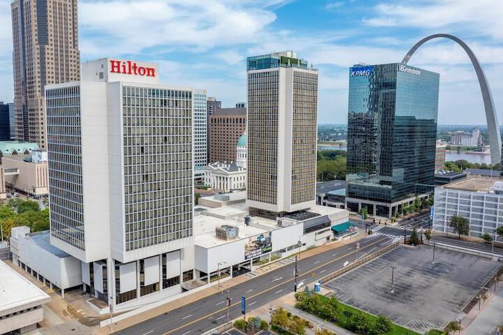 Hilton St. Louis at the Ballpark