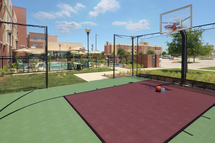 Residence Inn by Marriott Dallas Plano / The Colony