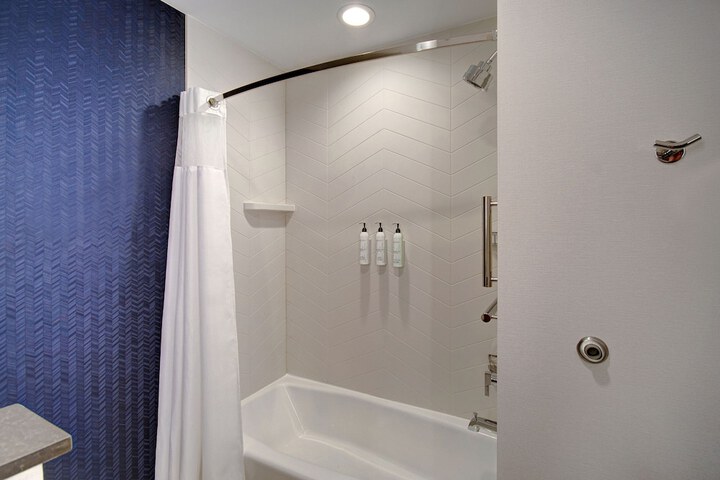 Fairfield by Marriott Inn & Suites Rochester Hills