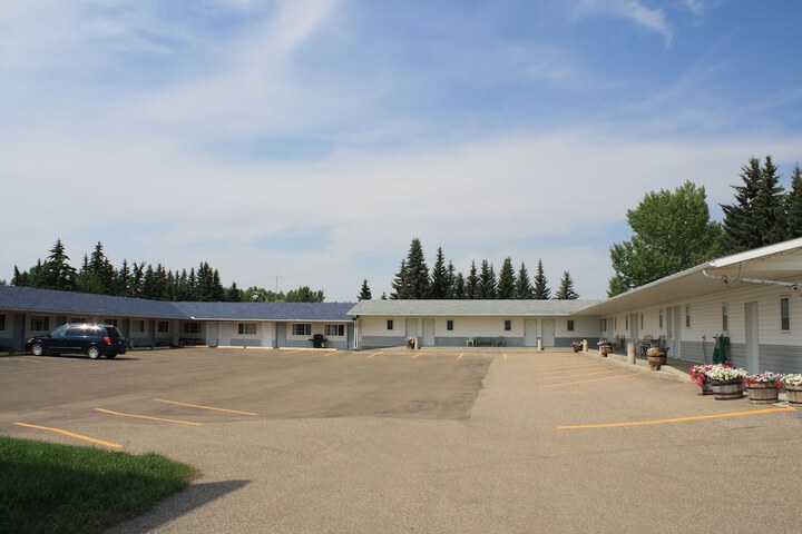 Lamplighter Inn