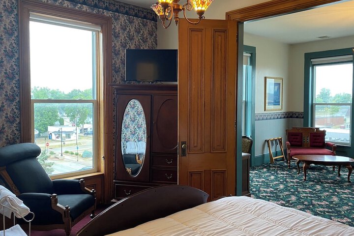 Room 68 of 75