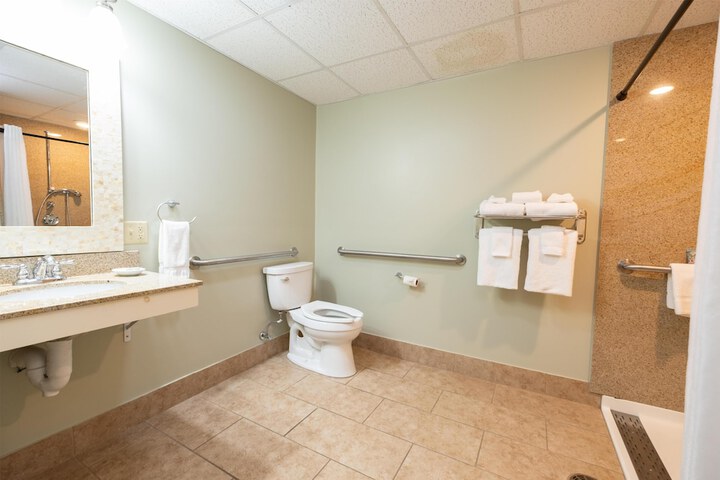 Fireside Inn & Suites Bangor
