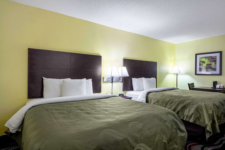 Room 15 of 37