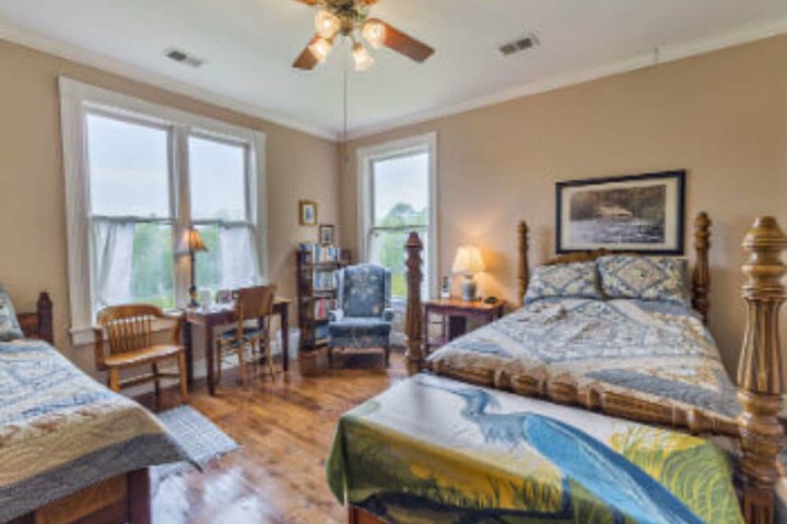Room 20 of 47