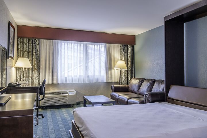 Causeway Bay Hotel