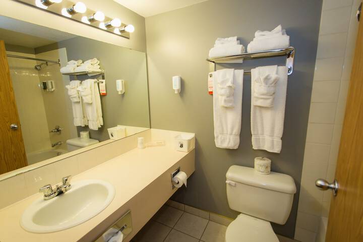 Room 42 of 72