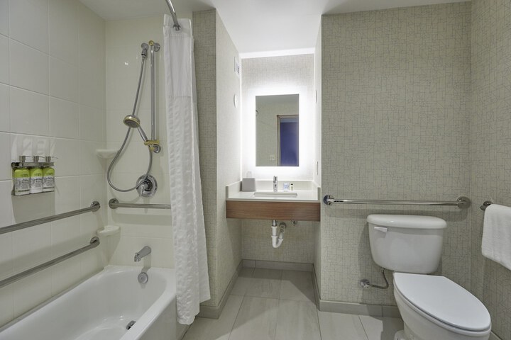 Holiday Inn Express Eugene - Springfield by IHG