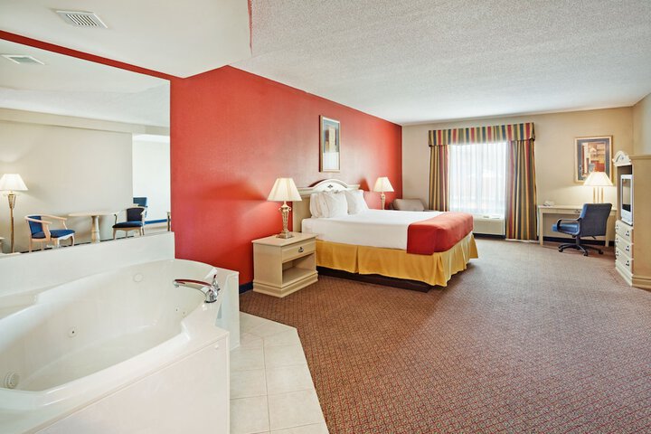 Room 19 of 45