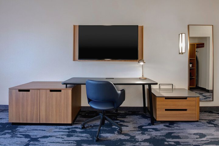 Room 45 of 99
