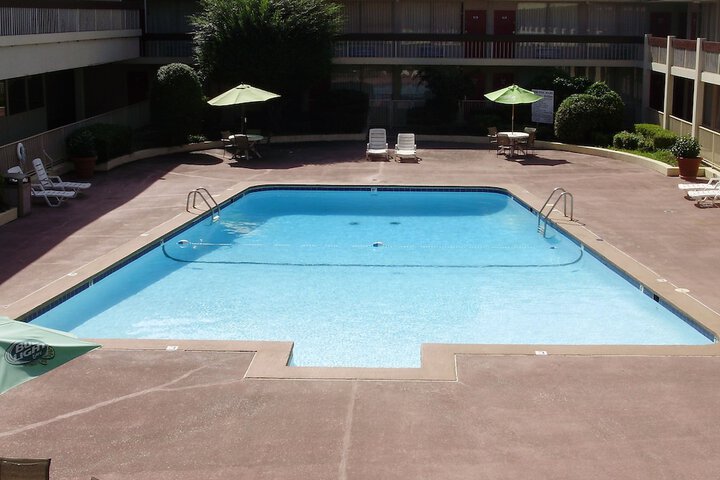 Pool 2 of 36