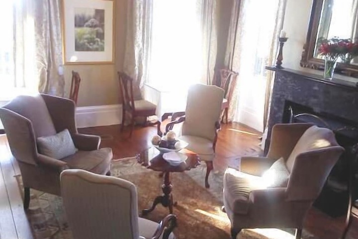 Room 20 of 28