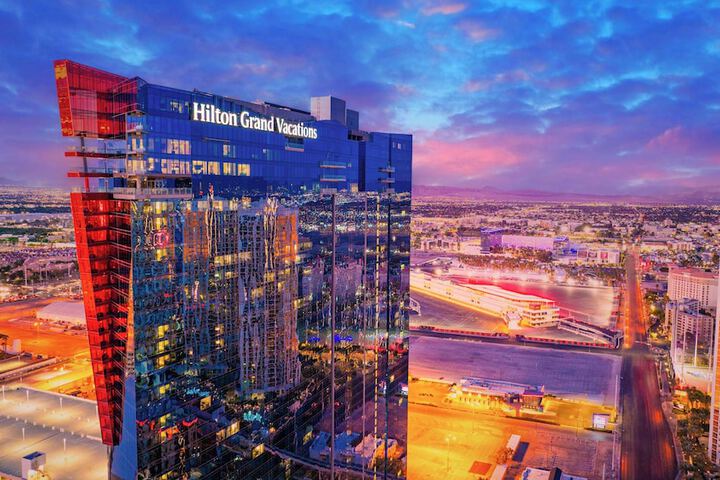 Hilton Grand Vacations Club Elara Center Strip Las Vegas