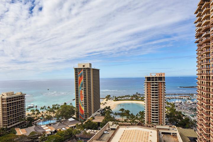 Hilton Hawaiian Village Waikiki Beach Resort