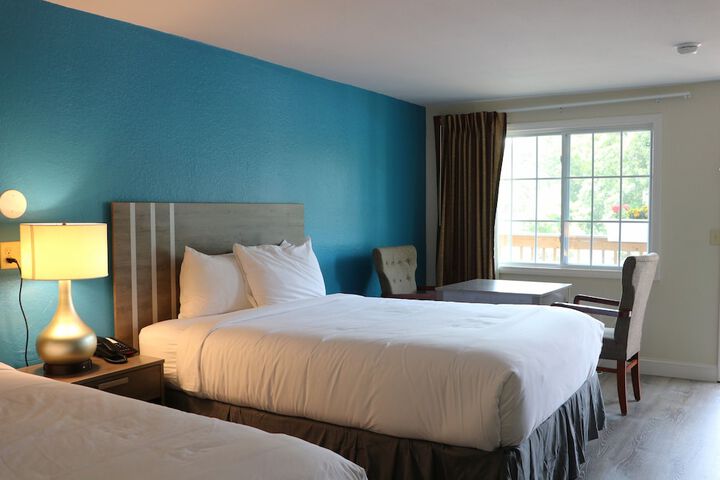 Sunbird Cape Cod Resort