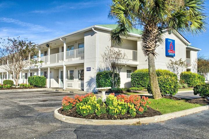 Studio 6 Extended Stay - Ocean Springs MS