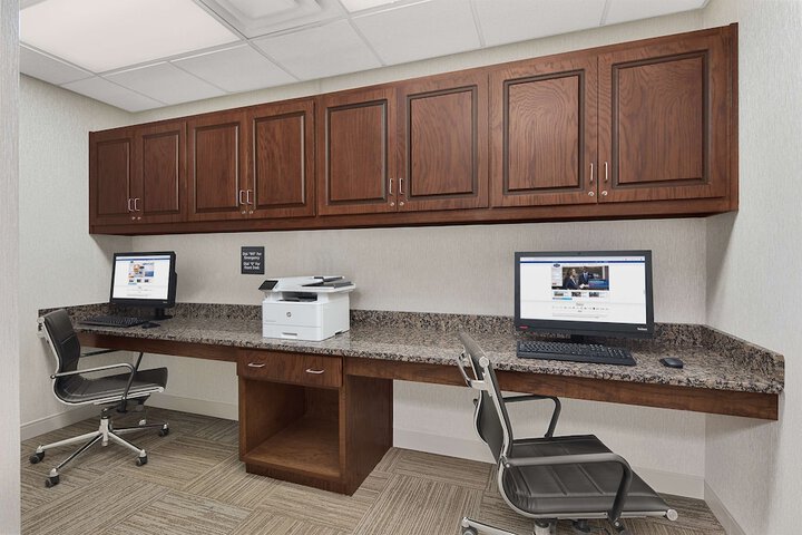 Business Center 30 of 30