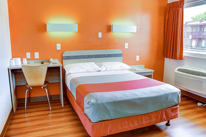 Room 46 of 53