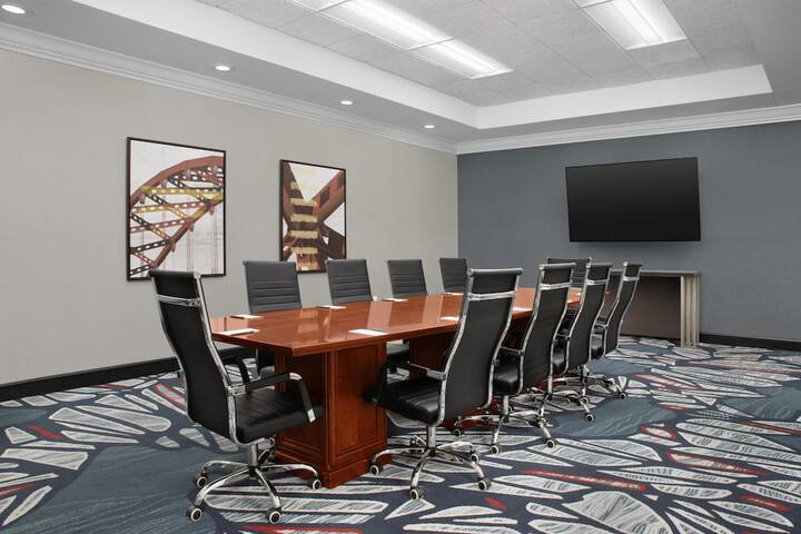 Embassy Suites by Hilton Birmingham Hoover