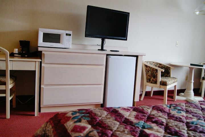 Room 22 of 34