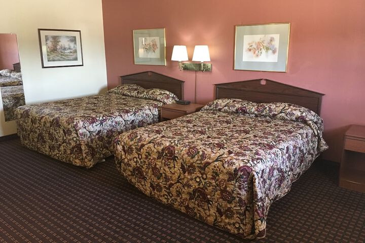 Room 17 of 27