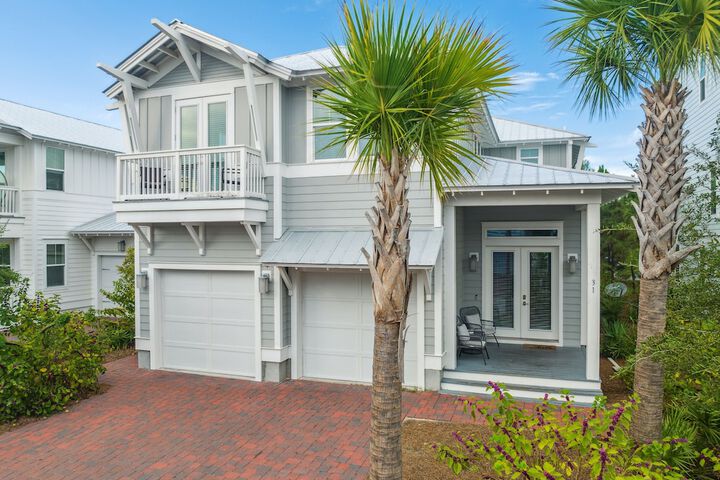 Prominence on 30A by Panhandle Getaways