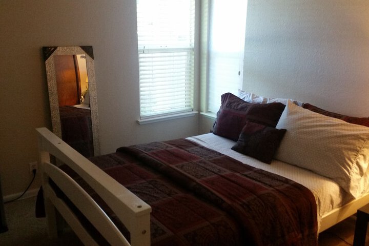 Room 6 of 22