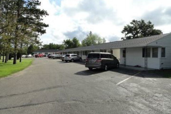 Brookside Motel