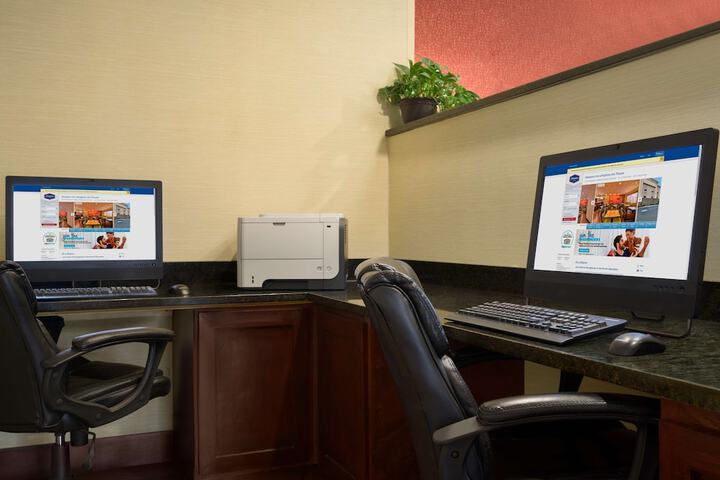 Business Center 32 of 32