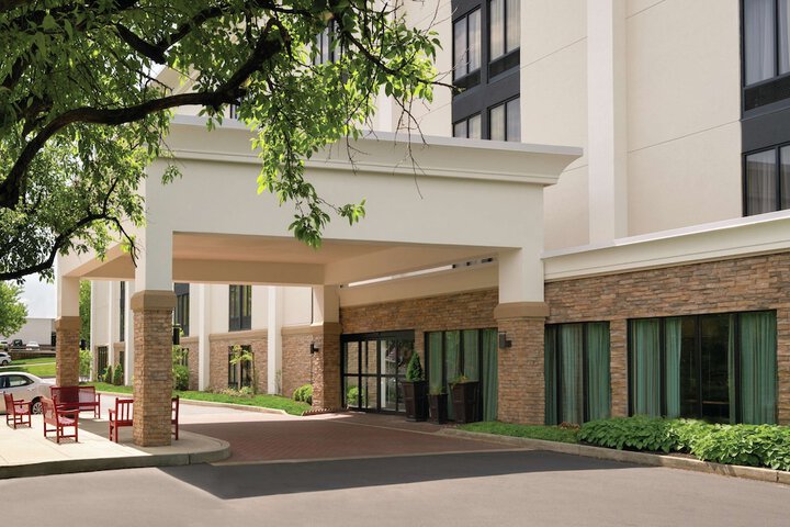 Hotel 5 of 37