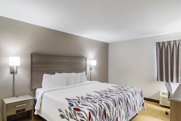 Room 29 of 35