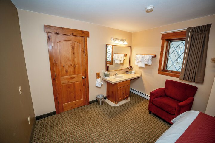 Silver Moon Inn