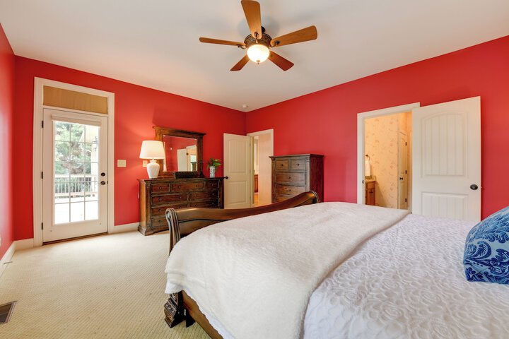 Waterfront Sherrills Ford Home w / Pool & Boat Dock