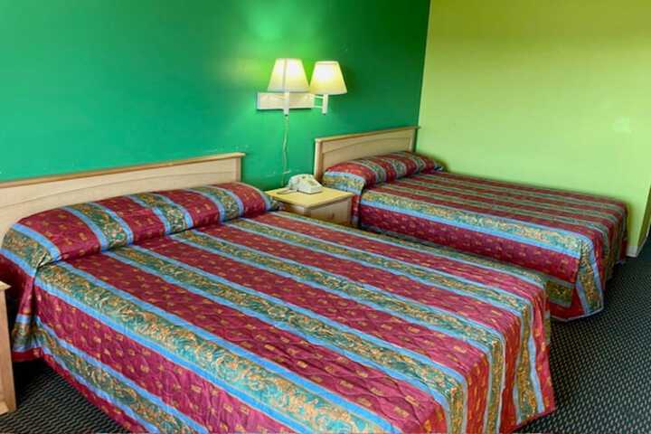 Room 40 of 50