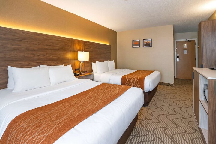 Room 20 of 28