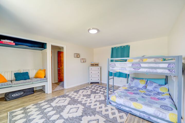Room 12 of 38