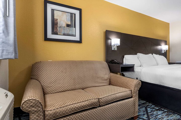 Room 29 of 42