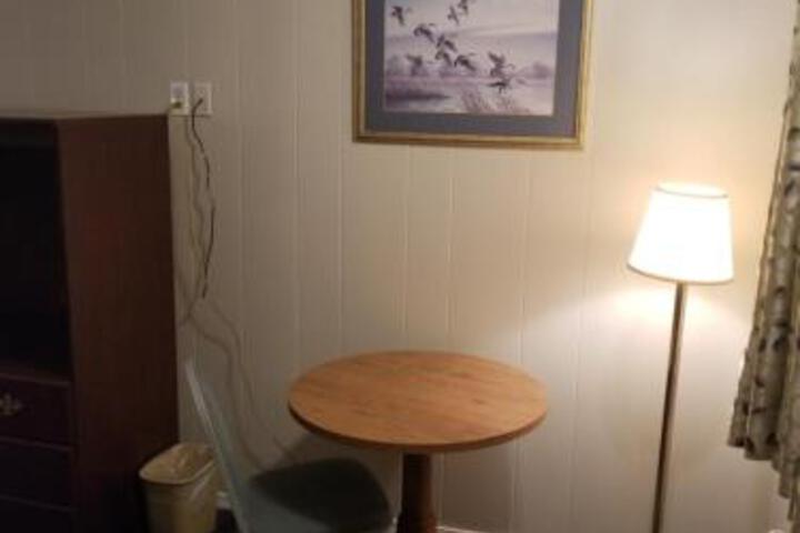 Room 9 of 13