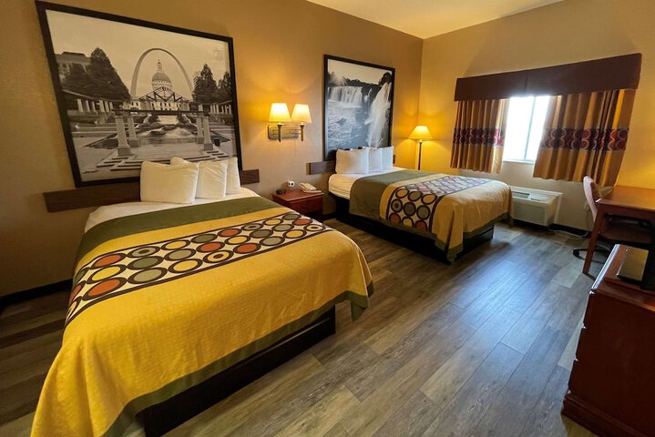 Room 25 of 27