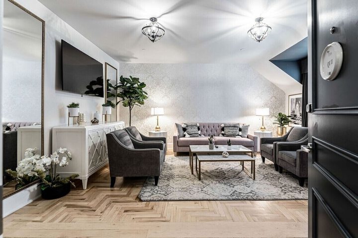 Room 40 of 63