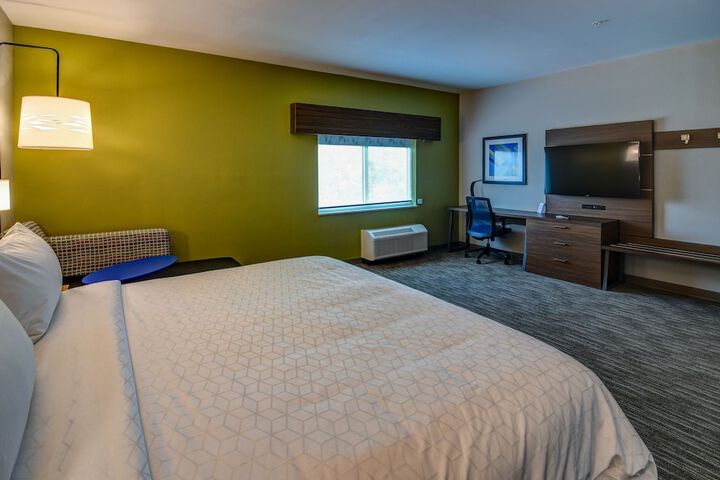 Room 29 of 60